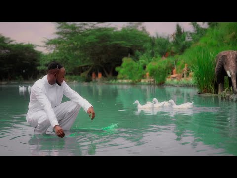 Chriss Eazy EDENi Official Video