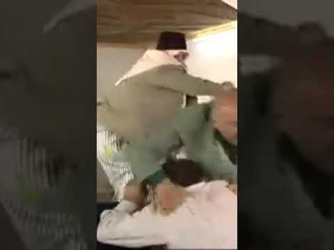 طيفور وزكي اكلو قتله من درويش مسلسل عش المجانين طيفور وزكي اكلو قتله من درويش مسلسل عش المجانين