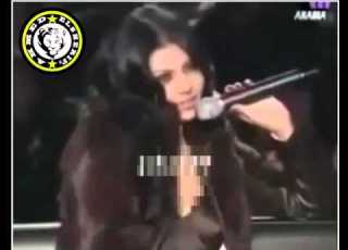 هيفاء وهبى والبحر