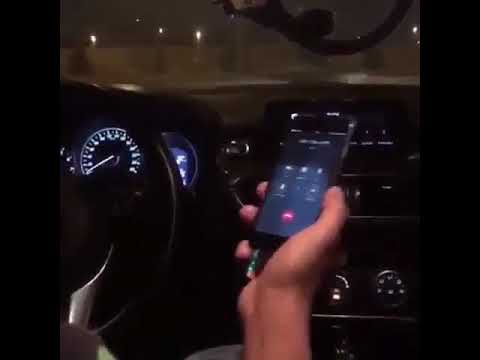 صاحب صوت الرد الآلي حق موبايلي اتصلو عليه حرامية الحسابات على انهم شركة موبايلي وطلبوه رقم الحساب