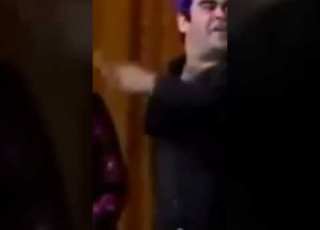 شوف الكلاب عملت ايه في سيد زيان في مسرحية لعبة زواج مسخرة سيد زيان Shorts