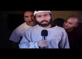 كيف تم ال ب هشام منصور في البرنامج مع باسم يوسف