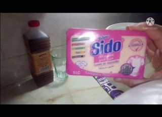 صابون سائل الملابس القوي على البقع اقتصادي وفعال 100 100