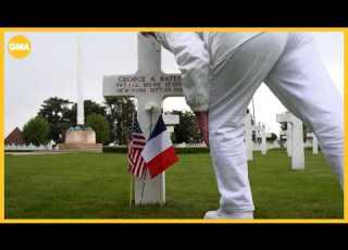  Gold Star Moms Pay Tribute To Sons