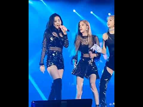 V Reaction When Jisoo Get Hurt Jisoo Kimtaehyung Stereoheart