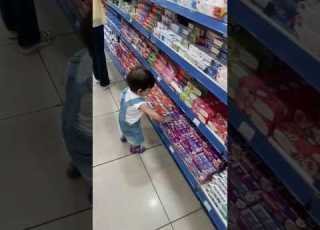  خلينا البيبي تالا تتسوق المشتريات شوفو شو اخدت