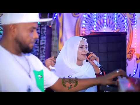 الباهى مرفت عمر جلبيه بيضا والشال لفحووو