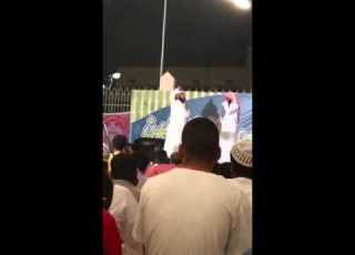  الشيخين منصور السالمي ونايف الصحفي من محاضرة حي بلا تدخين