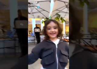  ساري كول بنتي كتشطح في المطعم Sari Cool