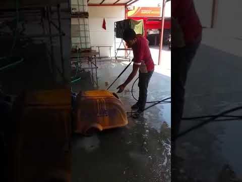 يادنيا على بختك كافي هموم