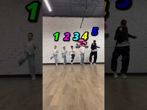 WHO BEST DANCER ASTRONOMIA