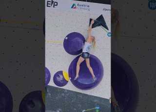 Watch Out She S About To Fly Bouldering Dyno Ifsc Janjagarnbret Climbing