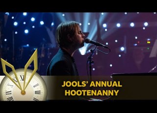  Tom Odell Another Love Best Day Of My Life Jools Annual Hootenanny