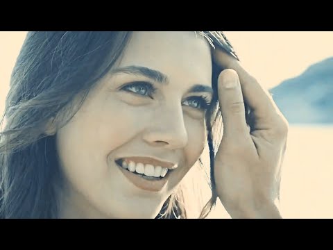 باسم العلي تحبيني كولي يابنيه ملاحظه جميع الحقوق محفوظه لقنواتها الاصليه