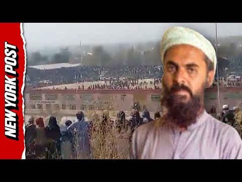 مردی به اتهام قتل ۱۳ نفر توسط طالبان در ورزشگاه افغانستان در ملاء عام اعدام شد مردی به اتهام قتل ۱۳ نفر توسط طالبان در ورزشگاه افغانستان در ملاء عام اعدام شد