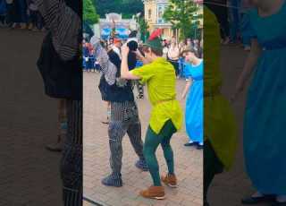 Disneyland Paris That Was Naughty Peter Pan Disney Stars On Parade