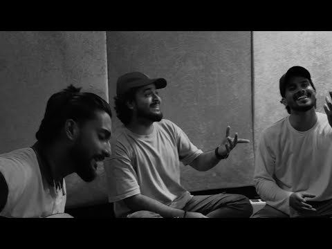 Chupana Bhi Nahi Aata Karwaan