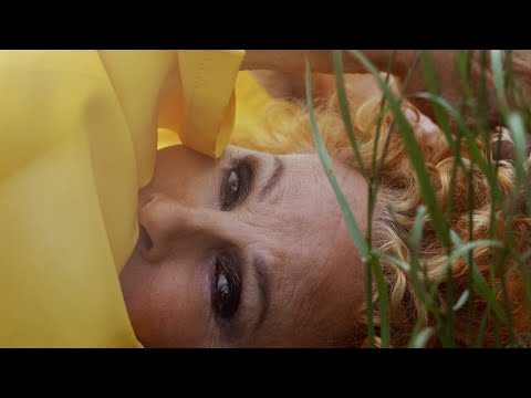 Ornella Vanoni Un Sorriso Dentro Al Pianto