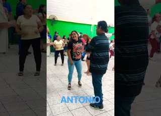  Asi Lo Baila La Morena