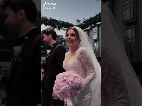 يـلـدز ارجون وزوجها الحقيقي يجننو