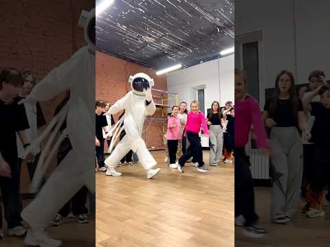 TEACHING SHUFFLE ASTRONOMIA DANCE TUZELITY SHUFFLE