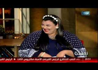 تفسنة ندى تفاجئ المنفسنات وتغنى أنا بتخان للنجمة أصالة