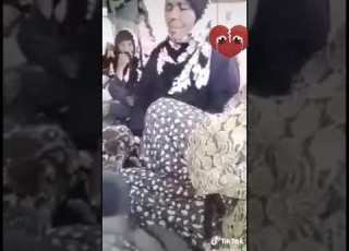  نعي سوري يفطر القلب