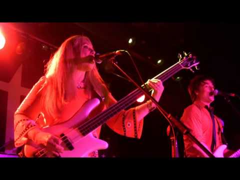 Spoons Smiling In Winter 30th Anniversary Show 720p HD April 30 2010