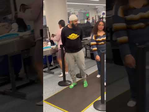 Muslim Gets STOPPED At The Airport FUNNY Shorts Muslim Gets STOPPED At The Airport FUNNY Shorts