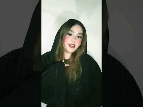 بعشق انا العبايه سوده