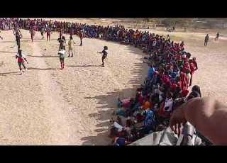 Show YA NYANDA MLOLA