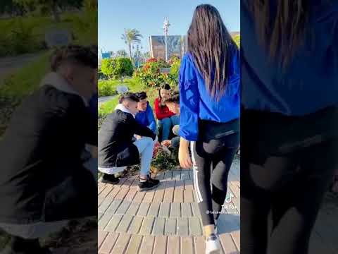 جرا ايه يا عم مالك بيه