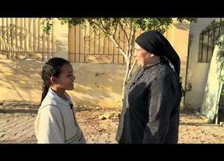 البنت انقظت امها بذكاء من ورطه كانت هتقع فيها