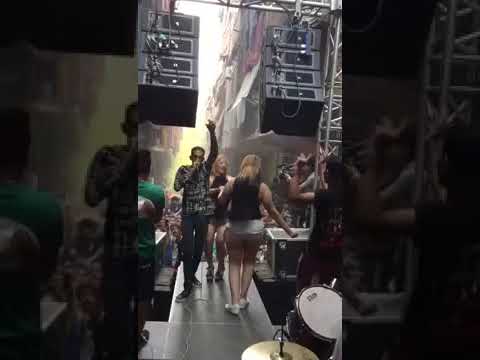 مجدى شطه مولعها في فرح الماطريه مع رقصتين اه يا غايب عن عينى