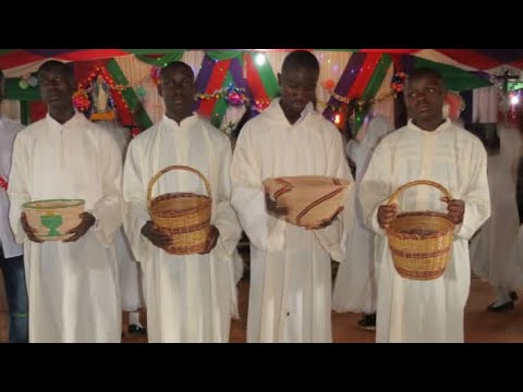 Nilihishi Duniani Wala Sikumjuwa Mungu Catholic Nyarugusu Camp Kushukuru Song