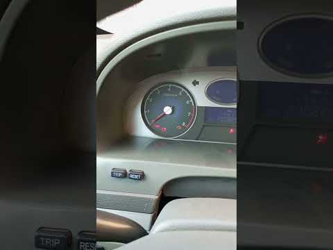 سبب اضاءه لمبه الزيت السيارات