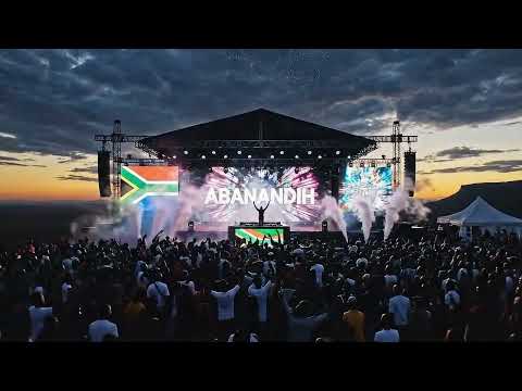 AMAPIANO MIX HAPPY NEW YEAR 2026 ABANANDIH 01 01 2026 AMAPIANO MIX HAPPY NEW YEAR 2026 ABANANDIH 01 01 2026