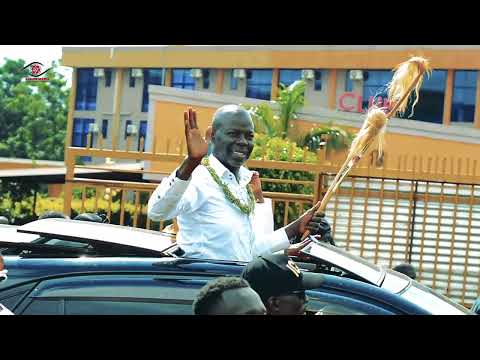 ANGELA FRED LANDLORD ENTERING MOROTO ROAD MAN Simba KBM