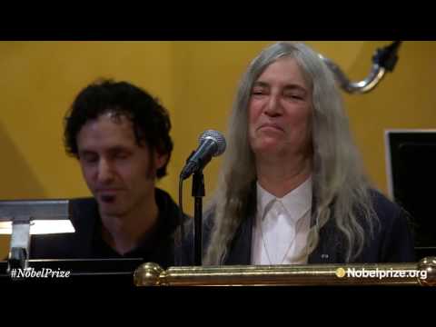 Patti Smith Performs Bob Dylan S A Hard Rain S A Gonna Fall Nobel Prize Award Ceremony 2016