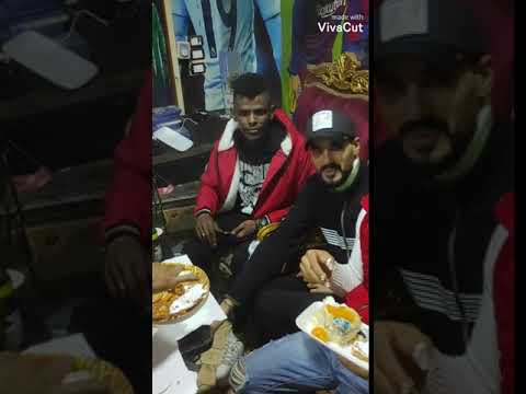 عيد ميلاد سامر المدني عصام صاصا لبسني التورتة