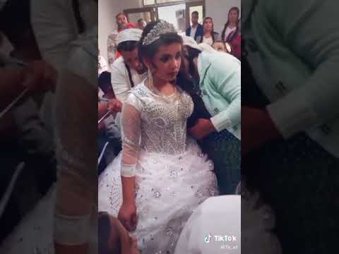 ياريت لو انه نبه الاهالي انه اطفال ما الهم ذنب باللي بصير معنا وانه نتطور اكتر بقصة زواج مبكر