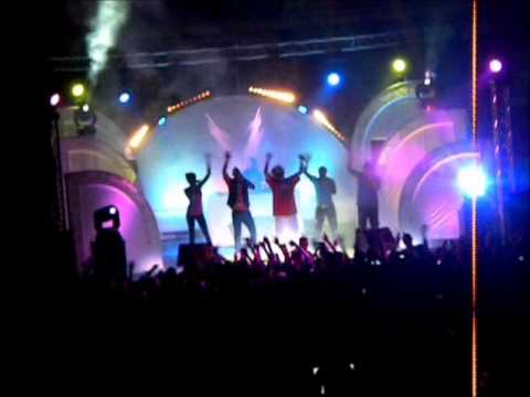 Collectif Métissé Debout Pour Danser