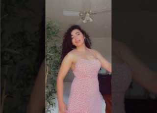 Best Belly Dance In The World اجمد في العالم عمرو دياب ملبن