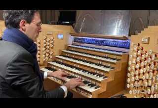 Vincent Dubois Plays Louis Vierne Carillon De Westminster In Notre Dame Cathedral Paris
