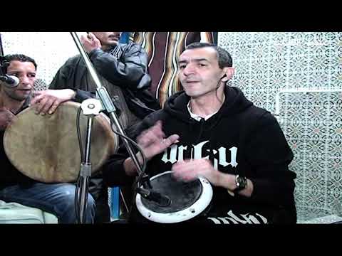 صابر المعمري الاسطورة والصحبي الحربي قفلة مزيانة فديو نادر1 من ارشيف العشة 19 12 2013