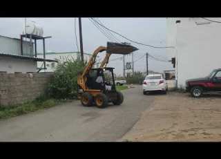 للبيع بوبكات كتربلر CAT216B