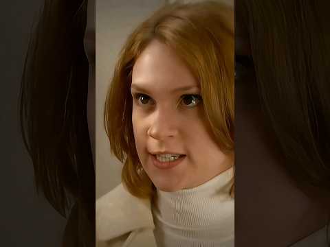 ايلين تصفع كارولين على مر الزمان Short Shorts