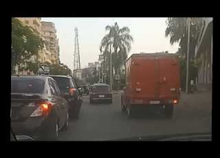  فاضي شوية نشرب قهوة فى حتة بعيدة اعزمني على نكتة جديدة وخلي حساب الضحك عليا في عيد الحمه