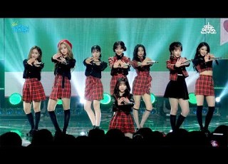  예능연구소 직캠 러블리즈 삼각형 쇼 음악중심 20180106 Triangle Lovelyz In 4K