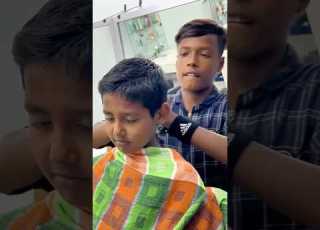 Kid To Kid Head Massage Kid Enjoy